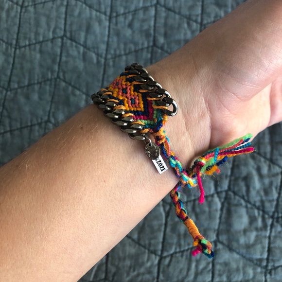 Kim & Zozi Friendship Bracelet - Picture 5 of 6